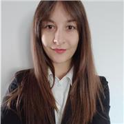 Laurea in Giurisprudenza, esperienza professionale tramite pratica forense in studio legale e contestuali corsi formativi online